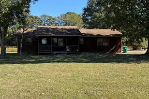 412 W Main St, Selma, NC 27576 - Photo 1