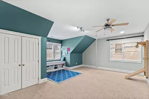 204 Frontgate Dr, Cary, NC 27519 - Photo 24