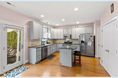 204 Frontgate Drive, Cary, NC 27519 - Photo 10