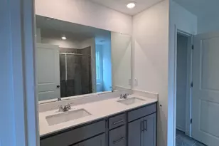 504 Venetian Dr, Sanford, NC 27332 - Photo 44