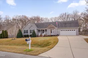 290 Santa Gertrudis Dr, Clayton, NC 27520 - Photo 2
