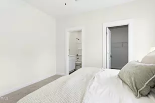 208 N Sellers St, Selma, NC 27576 - Photo 10