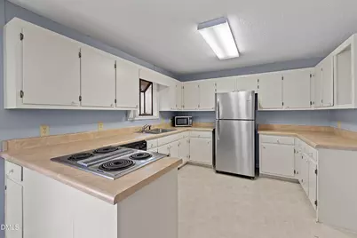 809 Hilltop Circle, Sanford, NC 27332 - Photo 6