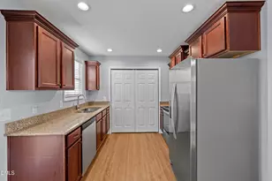 830 Eagles Nest Dr, Sanford, NC 27332 - Photo 4