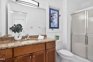 2000 Tiverton Ct, Raleigh, NC 27615 - Photo 28