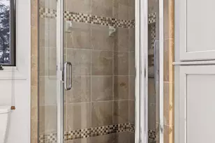 2000 Tiverton Ct, Raleigh, NC 27615 - Photo 44