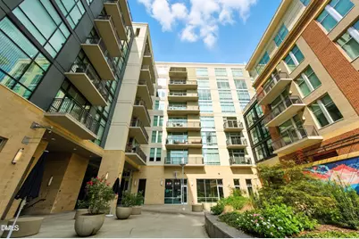 140 W Franklin Street #Unit 429, Chapel Hill, NC 27516 - Photo 1