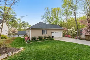 831 Eagles Nest Dr, Sanford, NC 27332 - Photo 12