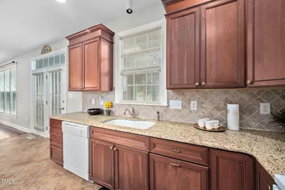 111 Gingergate Drive, Cary, NC 27519 - Photo 8