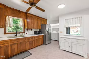 4606 Greenbrier Rd, Raleigh, NC 27603 - Photo 14