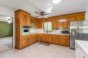 4606 Greenbrier Rd, Raleigh, NC 27603 - Photo 16