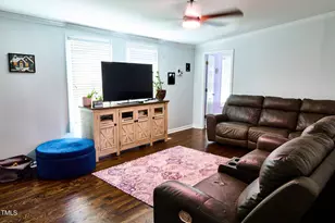 5612 Baggett Ln, Hope Mills, NC 28348 - Photo 2