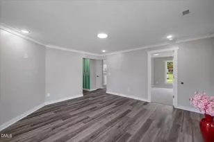 1310 Nash St SE, Wilson, NC 27893 - Photo 6