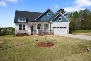 16 Blue Monarch Ln, Fuquay Varina, NC 27526 - Photo 2