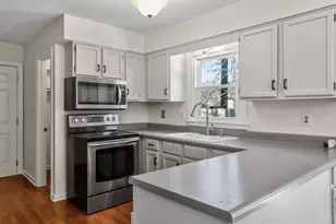 9404 Dominion Blvd, Raleigh, NC 27617 - Photo 12