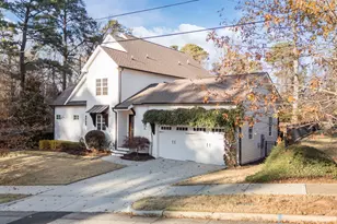 2600 Oxford Rd, Raleigh, NC 27608 - Photo 2