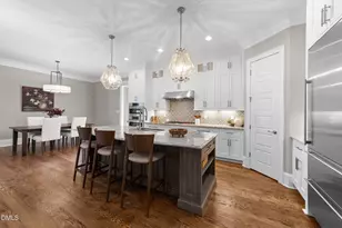 2600 Oxford Rd, Raleigh, NC 27608 - Photo 12