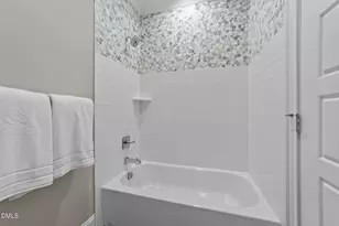 2600 Oxford Rd, Raleigh, NC 27608 - Photo 38