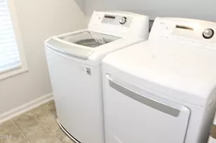 7613 Oakberry Dr, Raleigh, NC 27616 - Photo 22