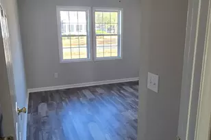 601 W Anderson St, Selma, NC 27576 - Photo 6