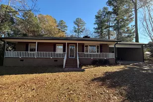634 E Sanders St, Four Oaks, NC 27524 - Photo 2