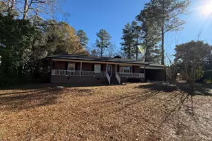 634 E Sanders St, Four Oaks, NC 27524 - Photo 2