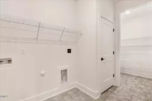 105 Oxford Ct, La Grange, NC 28551 - Photo 16