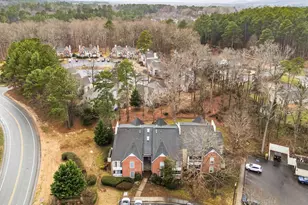 1001 Kingswood Dr, Chapel Hill, NC 27517 - Photo 2