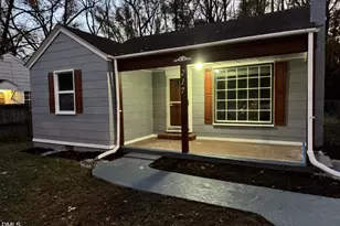 217 W Jackson St, Rich Square, NC 27869 - Photo 1