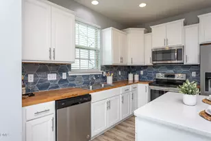 501 Golden Plum Ln, Zebulon, NC 27597 - Photo 4