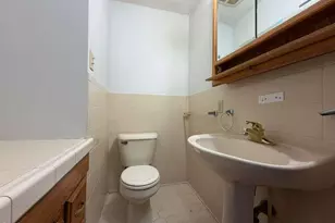 915 E Hudson Ave, Durham, NC 27704 - Photo 16