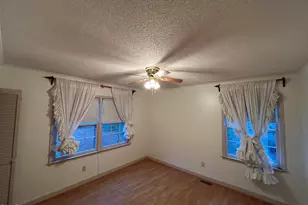 2912 Oxford Rd, Henderson, NC 27536 - Photo 20