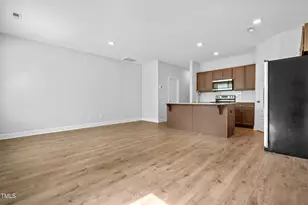 337 W Saltgrass Ln, Smithfield, NC 27577 - Photo 6