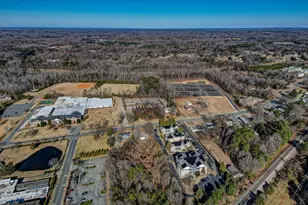 805 E Haggard Ave, Elon, NC 27244 - Photo 16