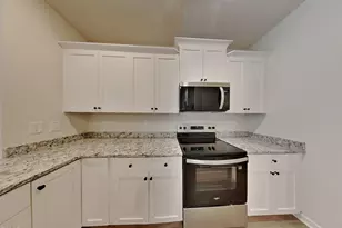 89 Neuse Hollow Ct, Clayton, NC 27527 - Photo 4
