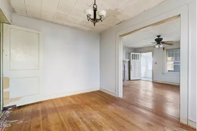 105 S Guthrie Avenue, Durham, NC 27703 - Photo 10