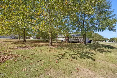 201 McLeod Avenue, Broadway, NC 27505 - Photo 20