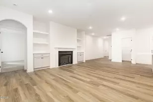 3258 Yorkshire Cir, Sanford, NC 27332 - Photo 6