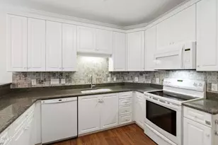 108 Northbrook Dr, Raleigh, NC 27609 - Photo 16