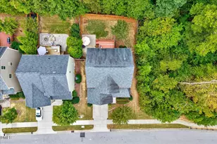 900 Bay Bouquet Ln, Apex, NC 27523 - Photo 2