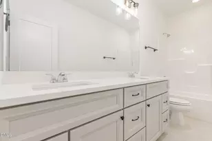 3260 Yorkshire Cir, Sanford, NC 27332 - Photo 14