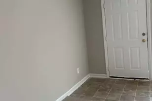 15 Red Ln, Raleigh, NC 27606 - Photo 2