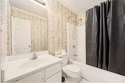 2070 Haw River Hopedale Road, Burlington, NC 27217 - Photo 20