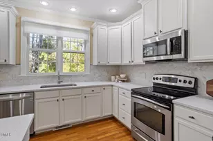 2512 Thurrock Dr, Apex, NC 27539 - Photo 18