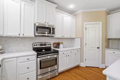 2512 Thurrock Drive, Apex, NC 27539 - Photo 18