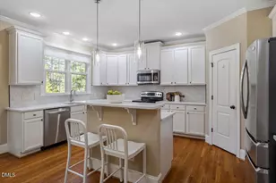 2512 Thurrock Dr, Apex, NC 27539 - Photo 14