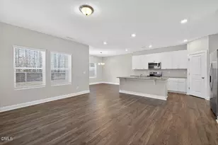 586 Barrington Row Ave, Zebulon, NC 27597 - Photo 8