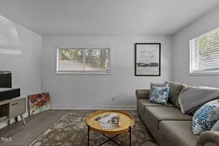 1 Shepherd Ln, Chapel Hill, NC 27514 - Photo 10