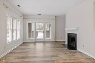 1001 Brighthurst Dr, Raleigh, NC 27605 - Photo 10