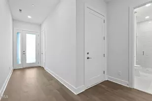 4015 Southpoint Lndg Wy, Durham, NC 27707 - Photo 4